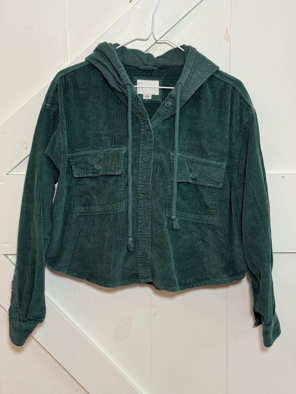 American Eagle Corduroy Hooded Shacket Medium Green Cropped Button Front Pockets